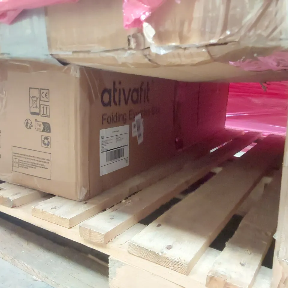 PALLET OF ASSORTED ITEMS INCLUDING: ROWING MACHINE, FOLDING EXERCISE BIKES, ADJUSTABLE DUMBELL SET ECT