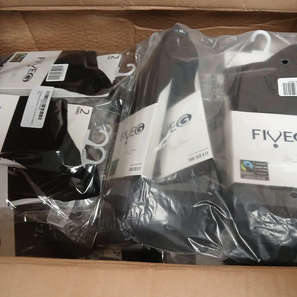 APPROXIMATELY 80 ASSORTED FIVEG SOCKS IN BLACK (SIZE 6-11)