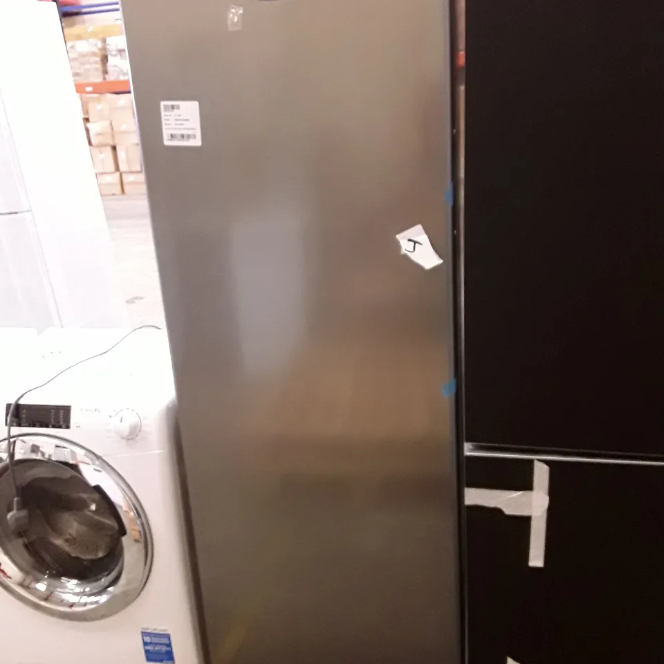 242 LITRE TALL FREEZER WITH 7 FREEZER COMPARTMENTS