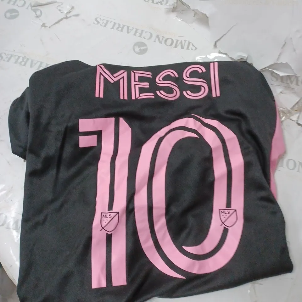 INTER MIAMI FC FOOTBALL KIT - MEDIUM - MESSI 10 