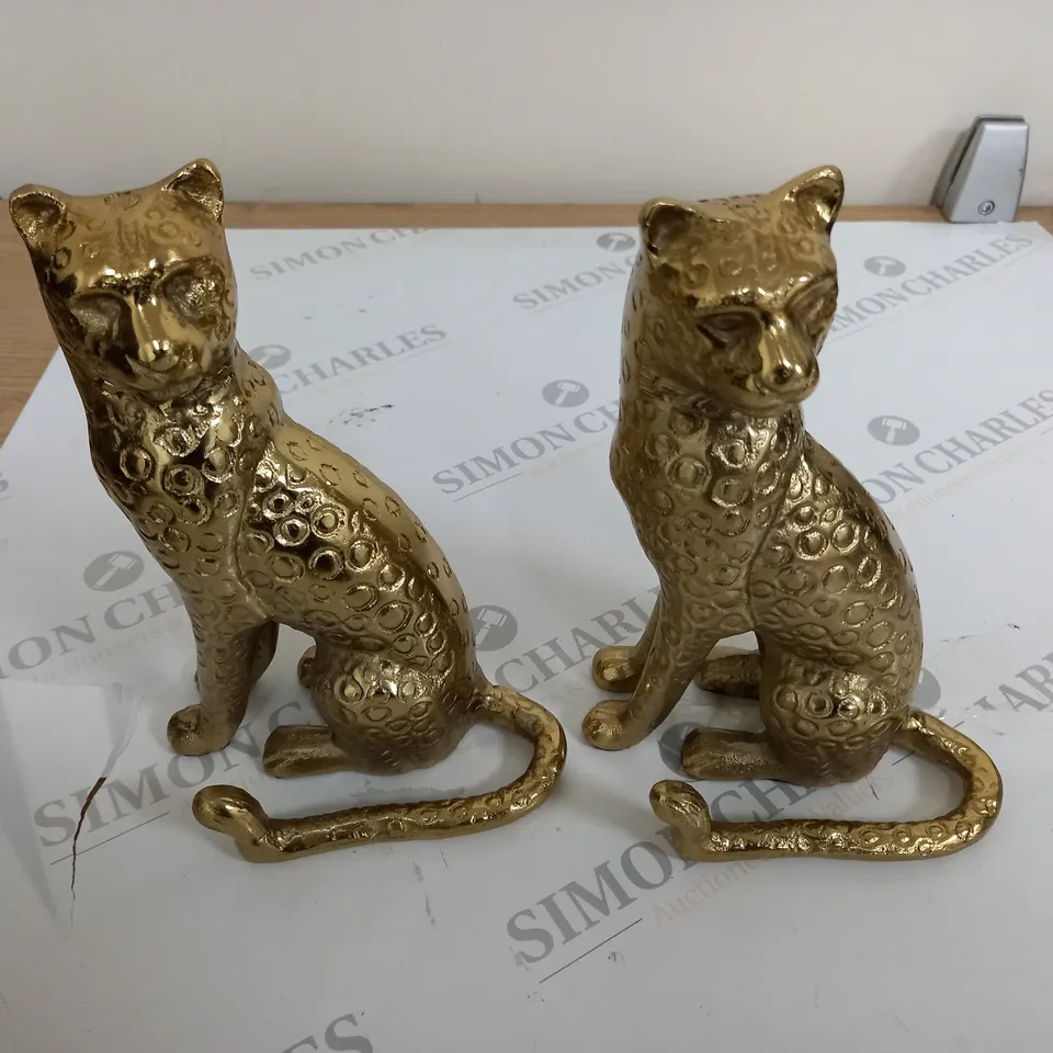 PAIR OF GOLD EFFECT CAT STATUES