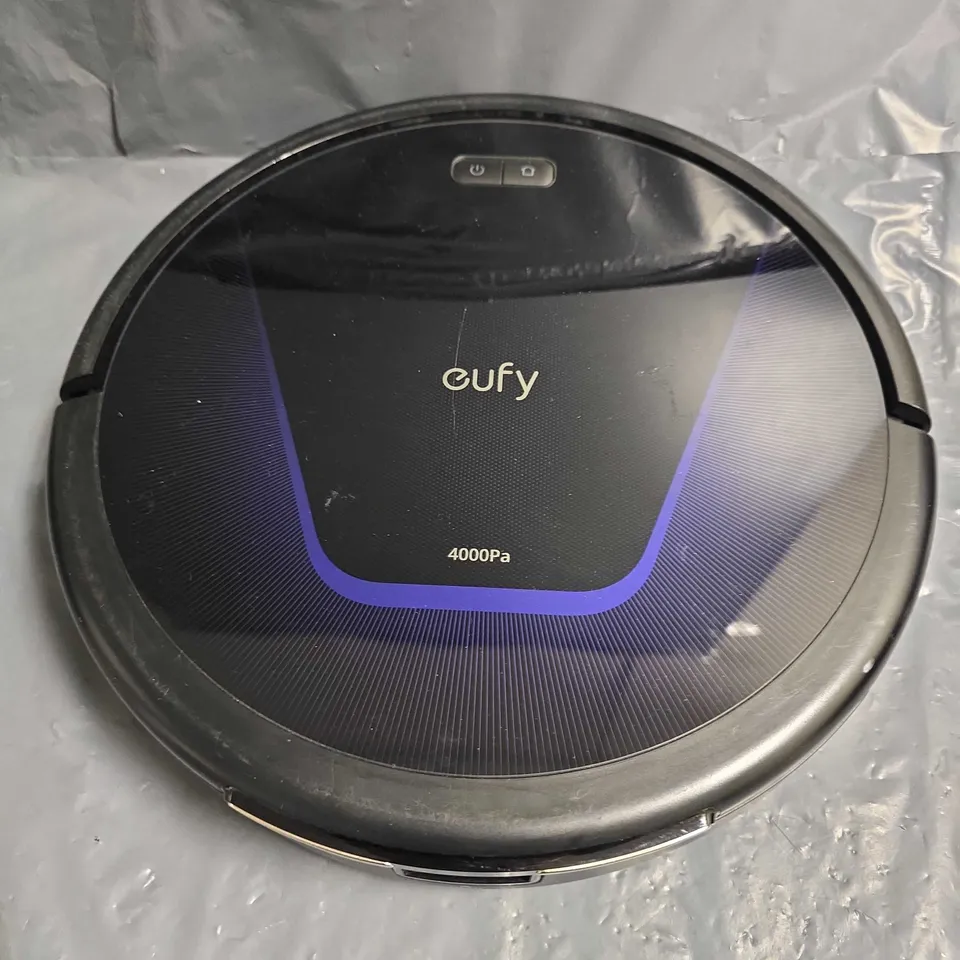EUFY T2210 ROBOT VACUUM CLEANER