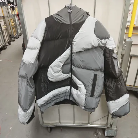 LΓGENDE PARIS PUFFER JACKET β COLOUR-BLOCK GREY/BLACK, XL