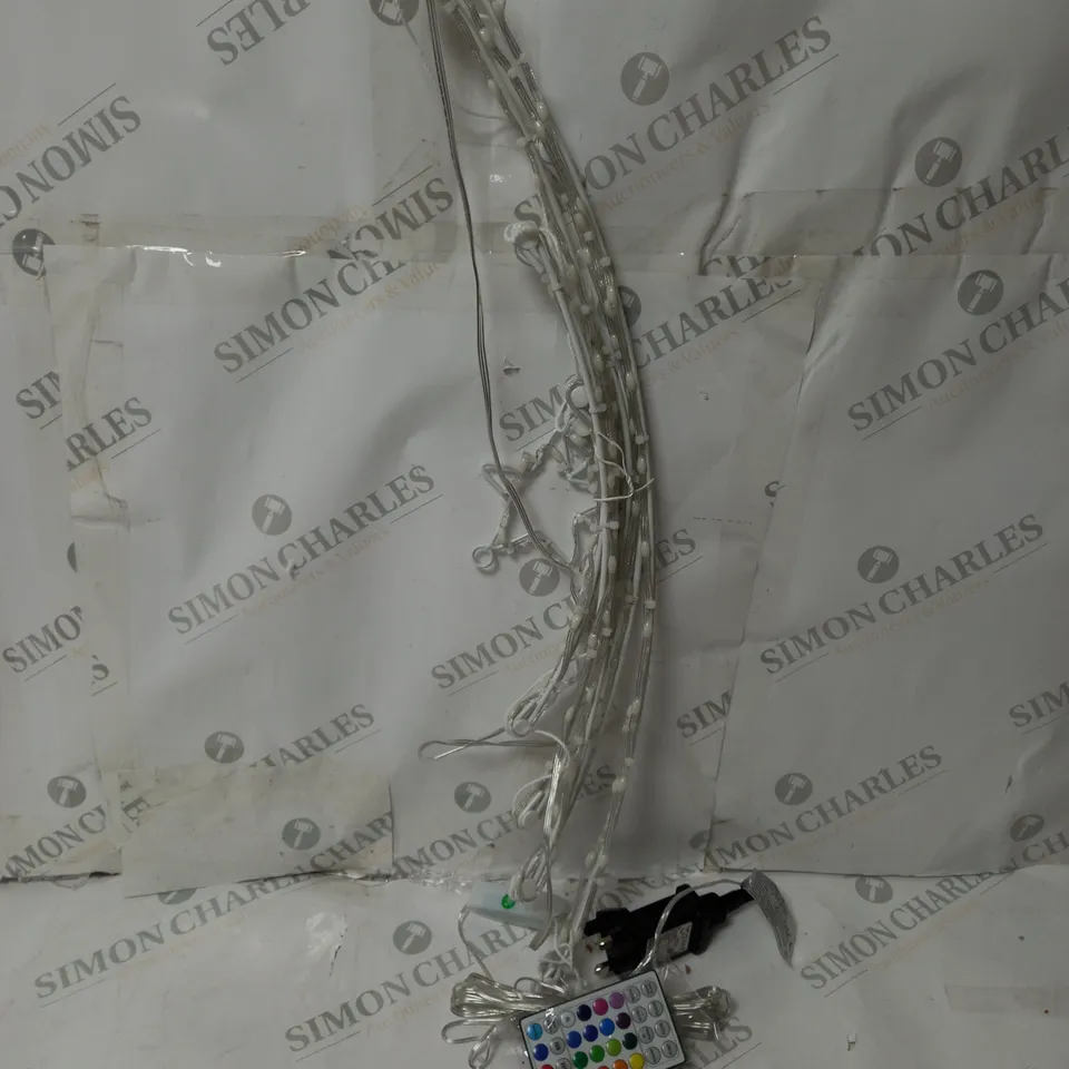 BOXED HOME REFLECTIONS INDOOR OUTDOOR PRE-LIT WALL MOUNTABLE TREE