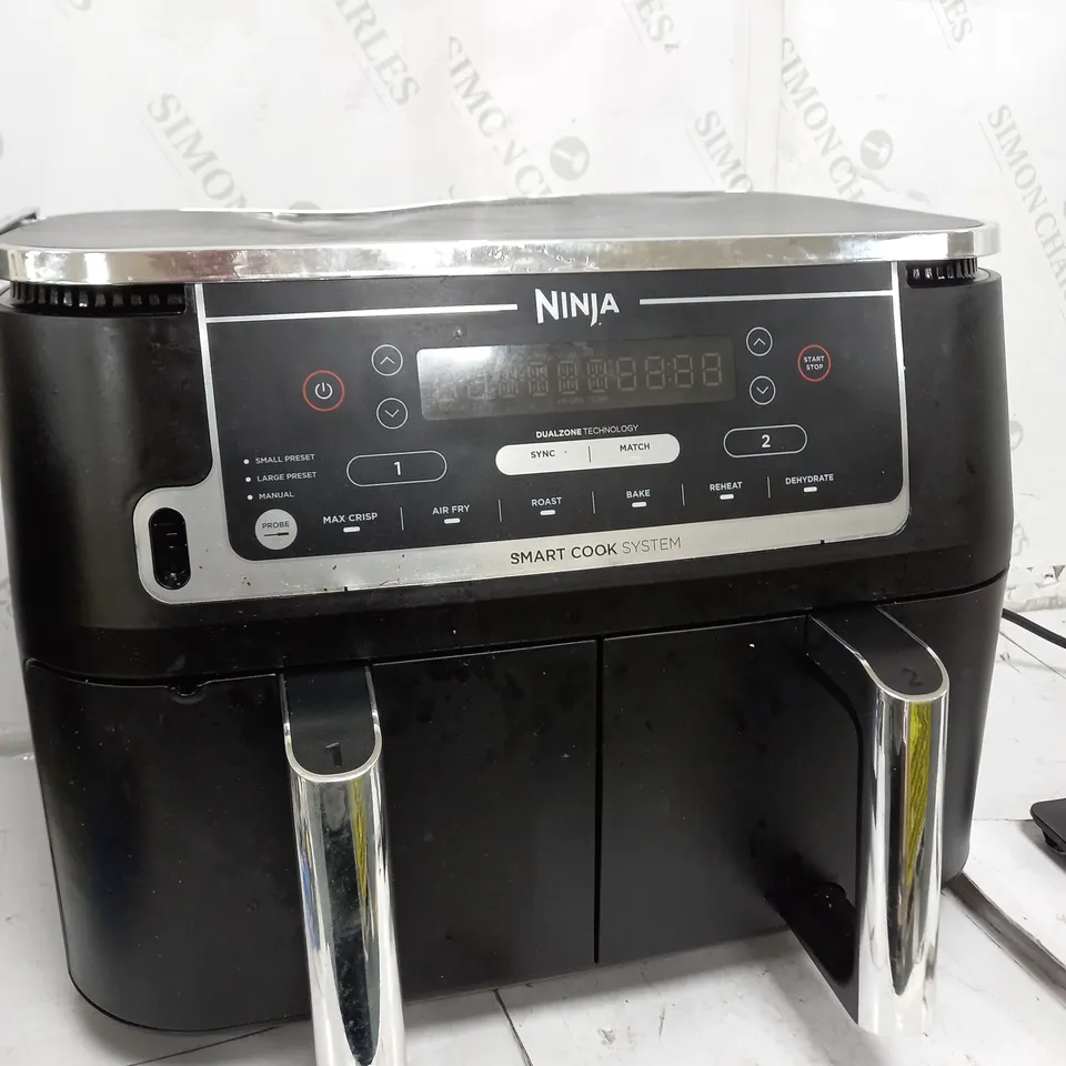 UNBOXED NINJA FOODI MAX DUALZONE AIR FRYER IN BLACK