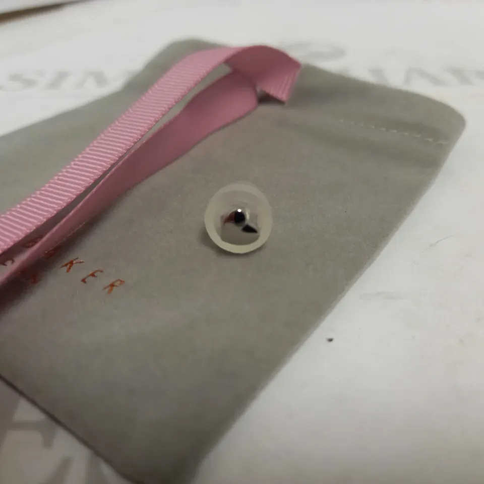 GUESS SOLITAIRE EARRINGS + TED BAKER SINGLE HEART EARRING RRP £54