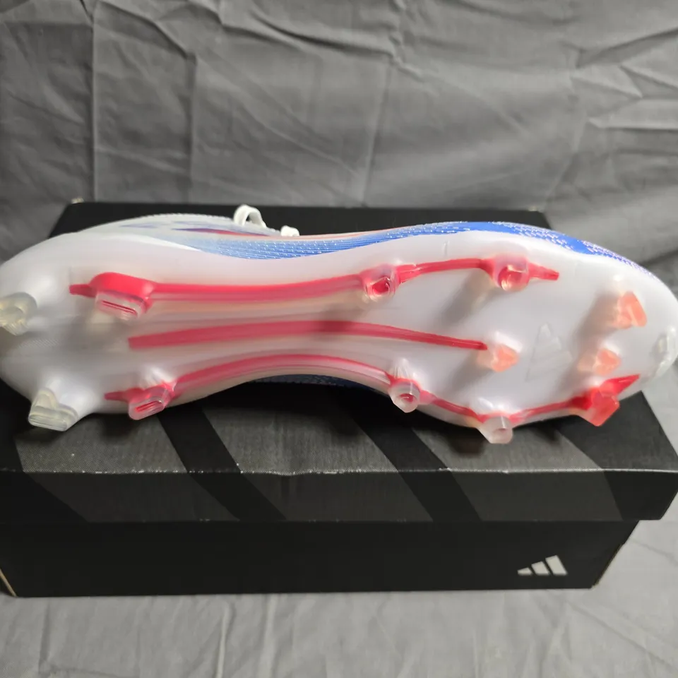 BOXED PAIR OF ADIDAS F50 PRP FOOTBALL BOOTS – UK SIZE 11