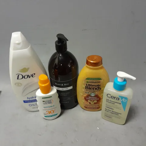 APPROXIMATELY 20 ASSORTED HEALTH & BEAUTY ITEMS TO INCLUDE - DOVE BODY WASH, CERAVE CLEANSER AND AMBRE SOLAIRE SUN SCREEN