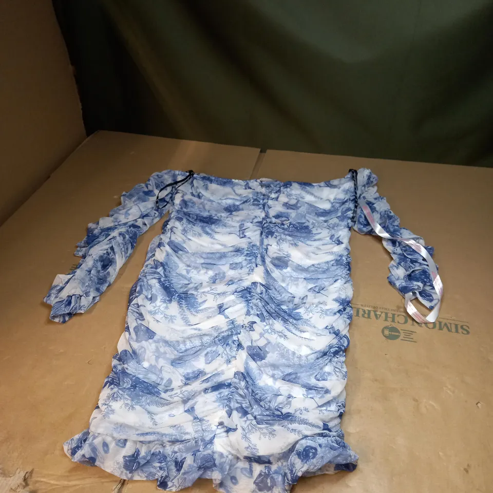 BLUE PLATE PRINT RUCHED MESH MINI DRESS SIZE 16