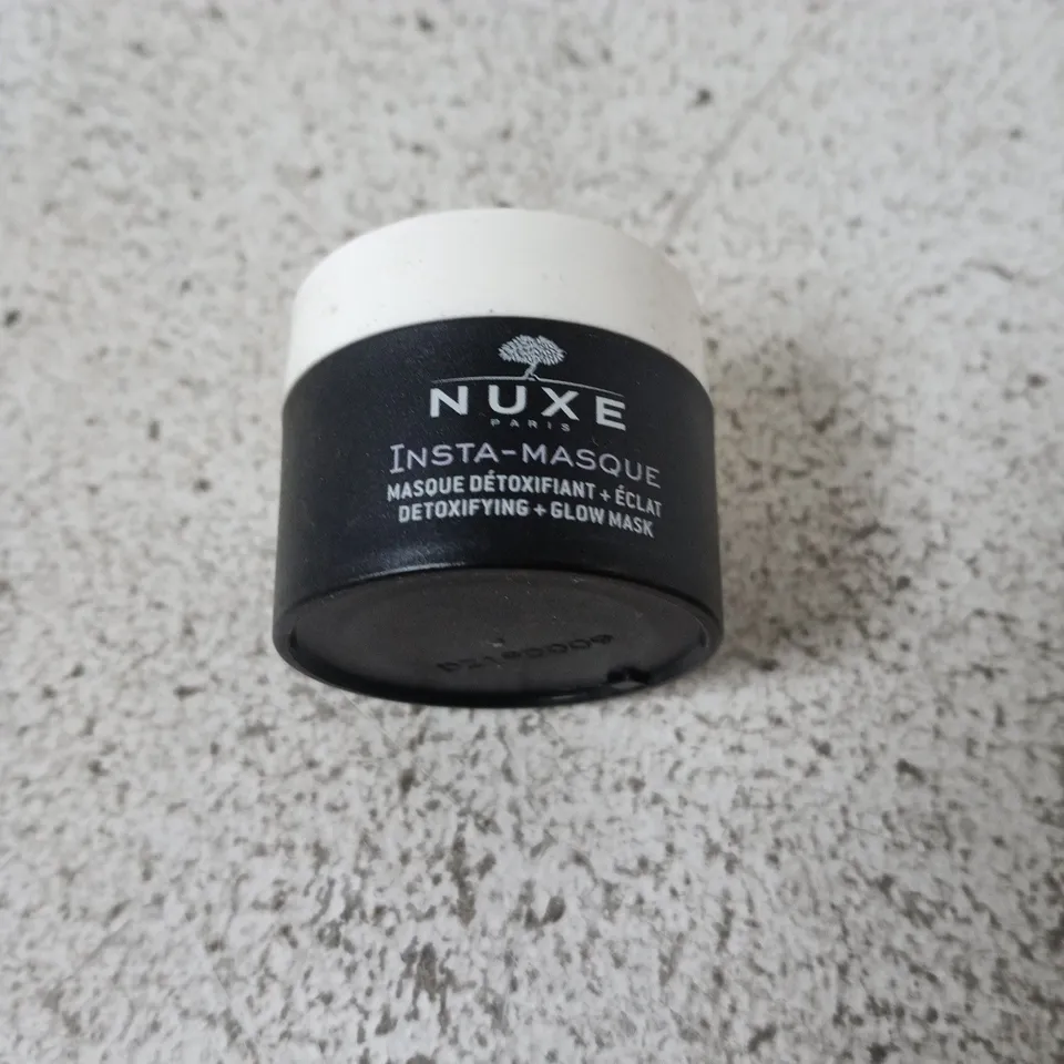 BOX OF APPROXIMATELY 300 X NUXE PARIS INSTA-MASQUE DETOXIFYING + GLOW MASK - 15ML