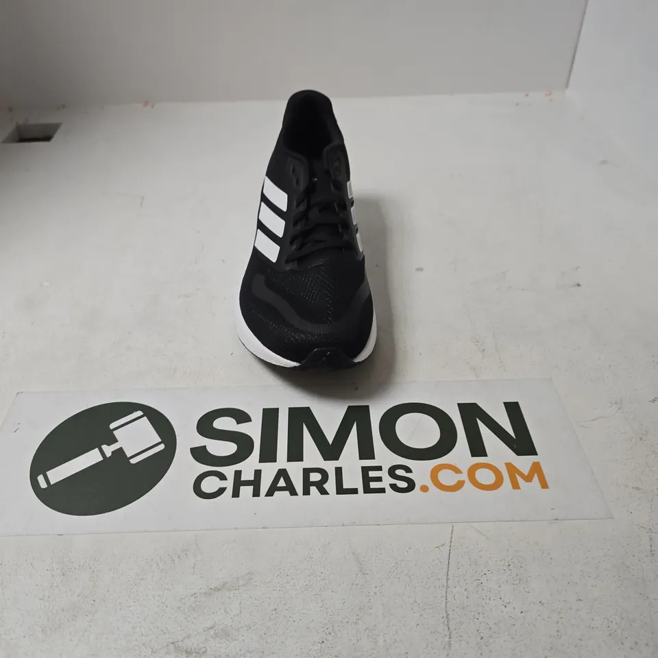 UNBOXED PAIR OF ADIDAS RUN FALCON 5 TRAINERS IN BLACK - UK 10.5