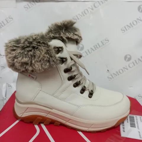 BOXED RIEKER REVOLUTION HIKER BOOTS, OFF WHITE - SIZE 5
