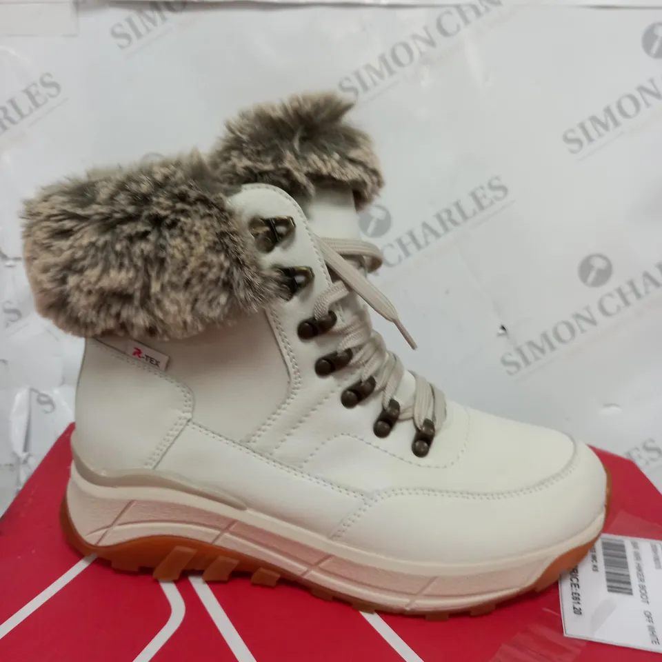 BOXED RIEKER REVOLUTION HIKER BOOTS, OFF WHITE - SIZE 5 