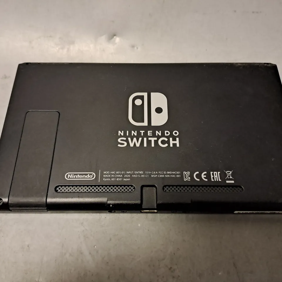 NINTENDO SWITCH GAMING CONSOLE HAC-001(-01)