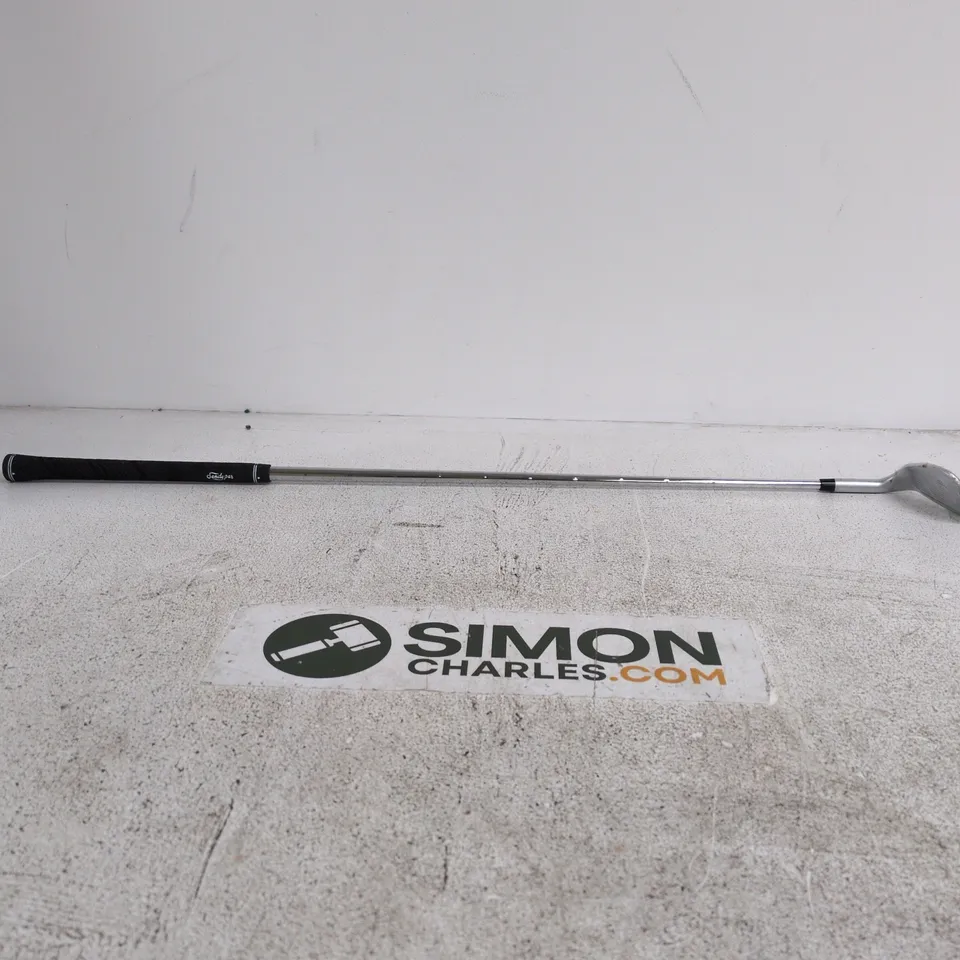 SANDY PAR 56° GOLF WEDGE – 'NO SHARK' INSCRIPTION, STEEL SHAFT