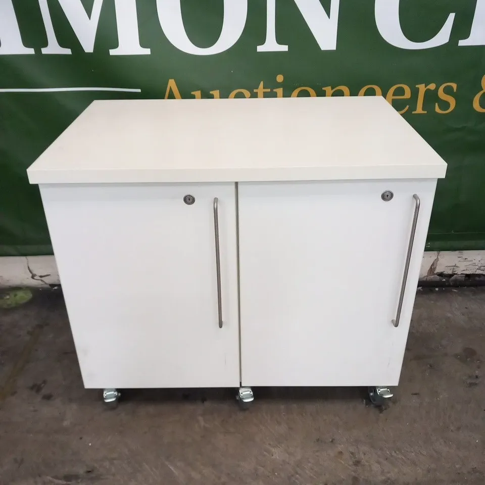 DOUBLE TABLETOP BASE UNIT WHEELED