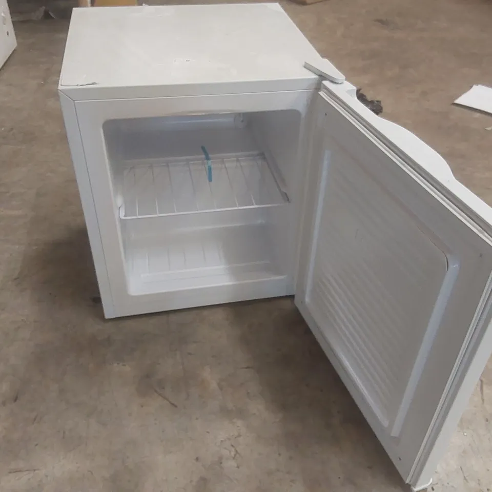 LOGIK L198CFW23 CHEST FREEZER - WHITE