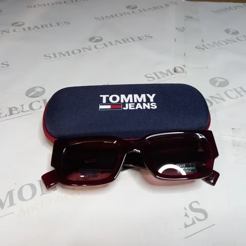 TOMMY HILFGER SUNGLASSES