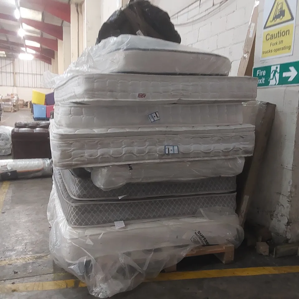 PALLET CONTAINING 9x ASSORTED MATTRESSES 