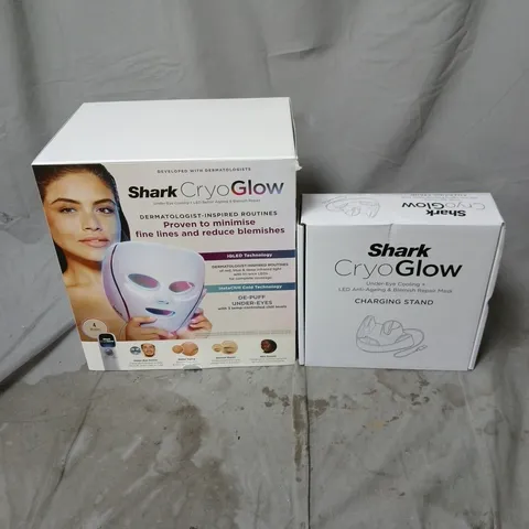 SHARK CRYOGLOW LED MASK WITH CHARGING STAND