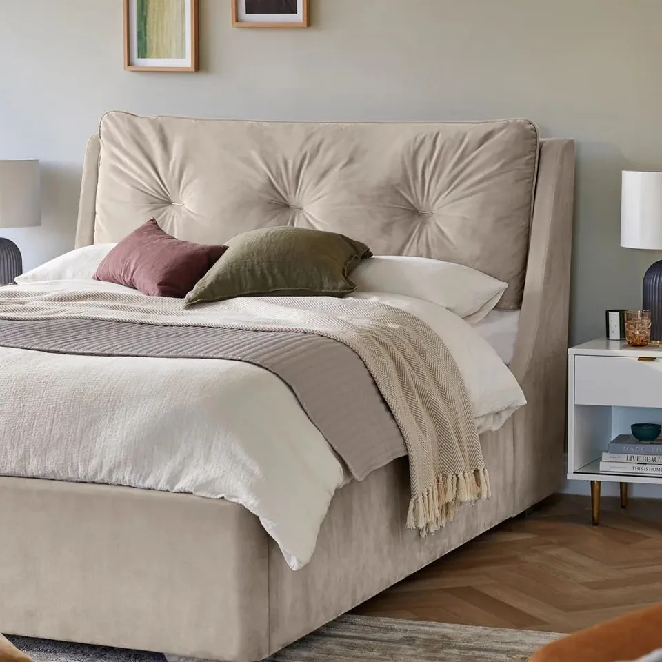 BOXED SIESTA CHAMPAGNE VELVET SUPER KING SIZE OTTOMAN STORAGE BED (4 BOXES)