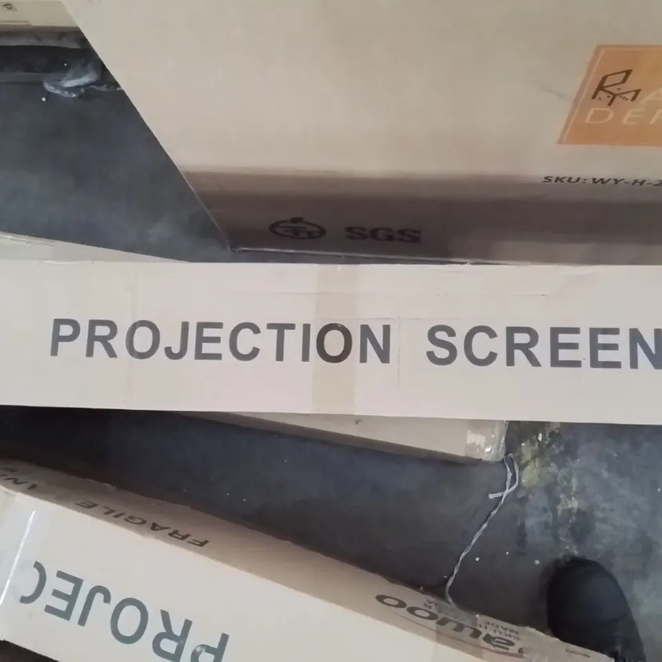 BOXED DAWOO PROJECTION SCREEN