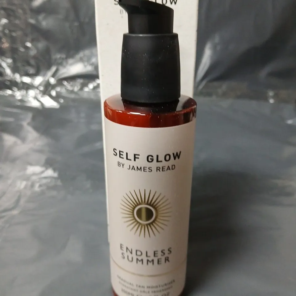 SELF GLOW BY JAMES READ ENDLESS SUMMER GRADUAL TAN MOISTURISER - 200ML