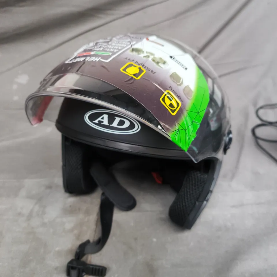 ANDA HELMET IN BLACK - SIZE UNSPECIFIED 