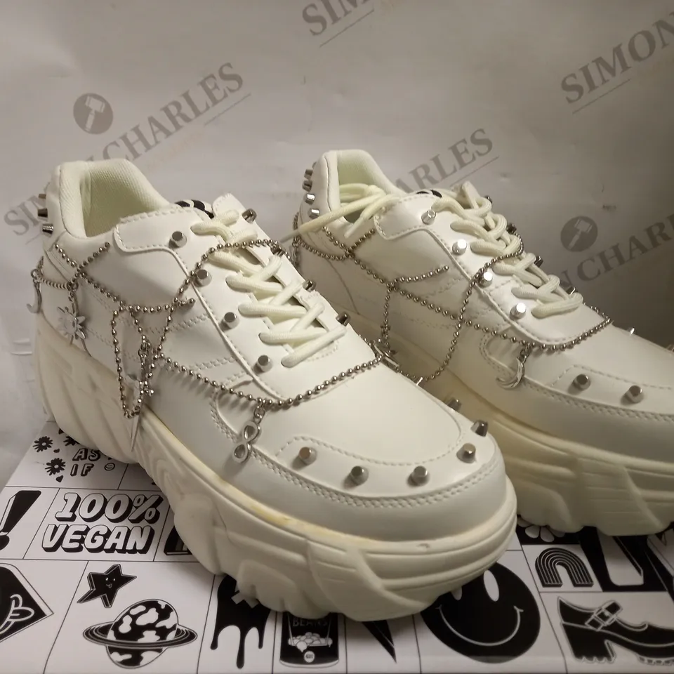KOI VEGAN JINX WHITE MYSTIC CHARM TRAINERS - SIZE 7