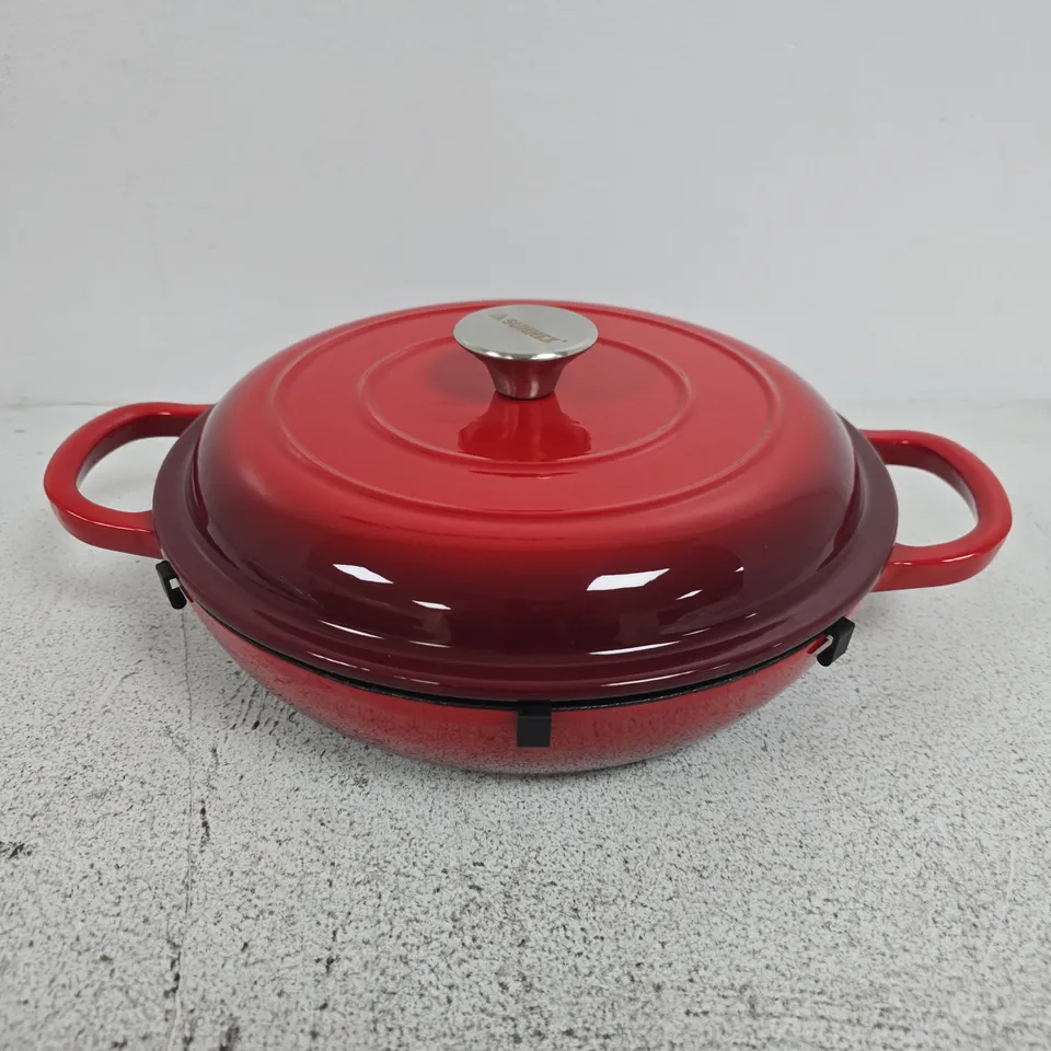 27CM CAST IRON ROUND CASSEROLE IN RED - COLLECTION ONLY