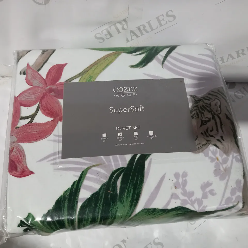 SUPERSOFT BY COZEE HOME INTO THE WILD 4 PIECE DUVET SET - DOUBLE