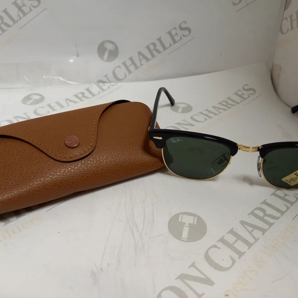 RAY-BAN RB 3016 CLUBMASTER BLACK FRAMED SUNGLASSES 