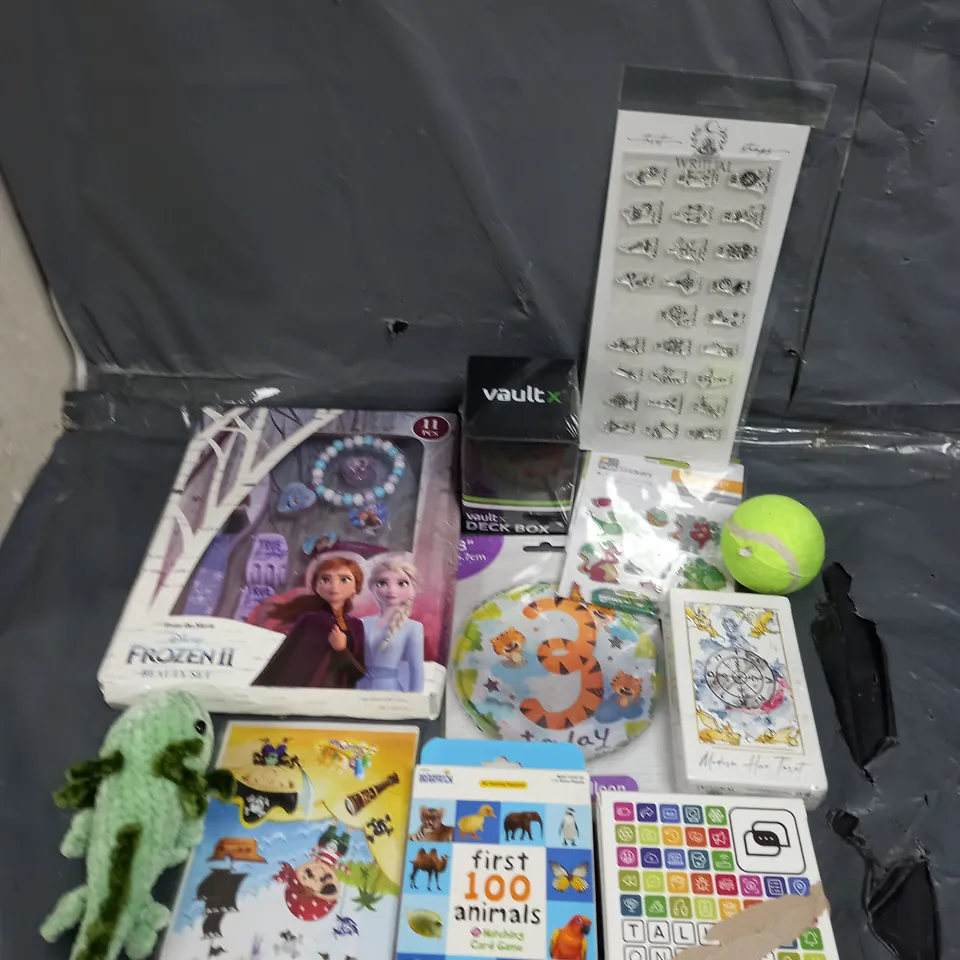BOX OF ASSORTED TOYS AND GAMES TO INCLUDE FROZEN, STICKERS AND TENNIS BALLS