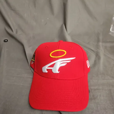 APPROXIMATELY 20 LOS ANGELES ANGELS BASEBALL CAPS - HALO SERIES 