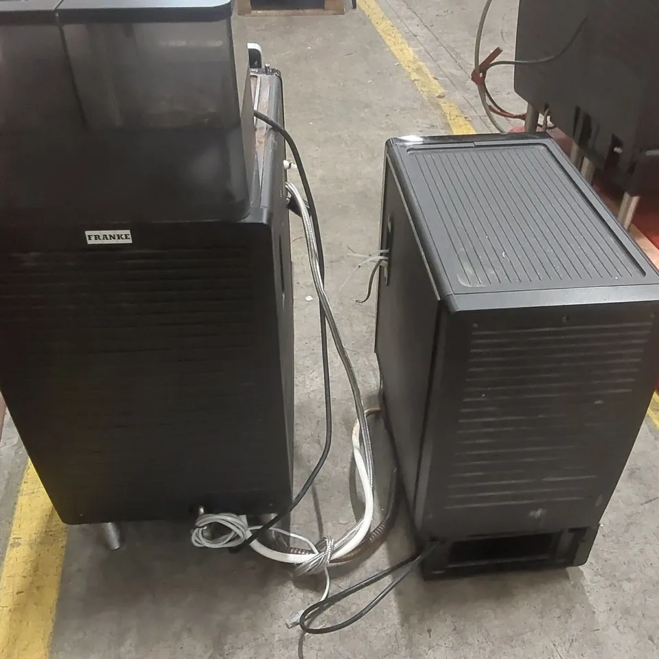 FRANKE A600 COMMERCIAL COFFEE MACHINE WITH MILK CHILLER (2 ITEMS)