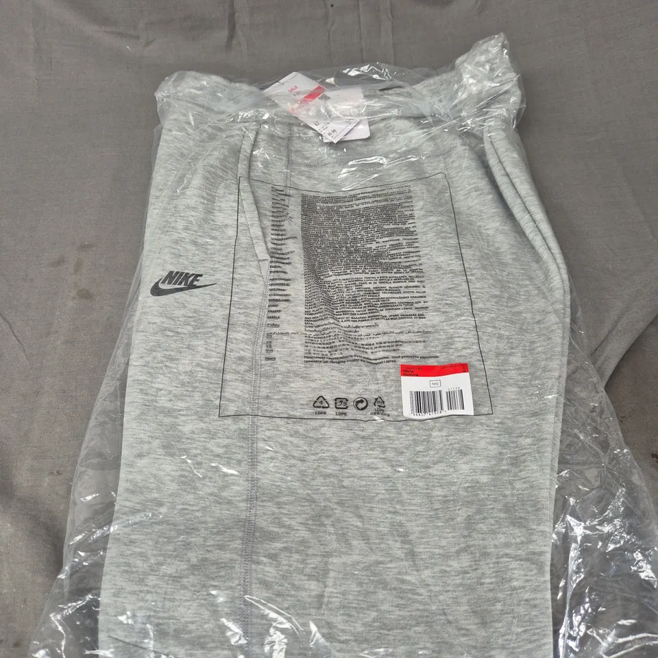 BAGGED NIKE TECH FLEECE TRACKSUIT PANTS SIZE L