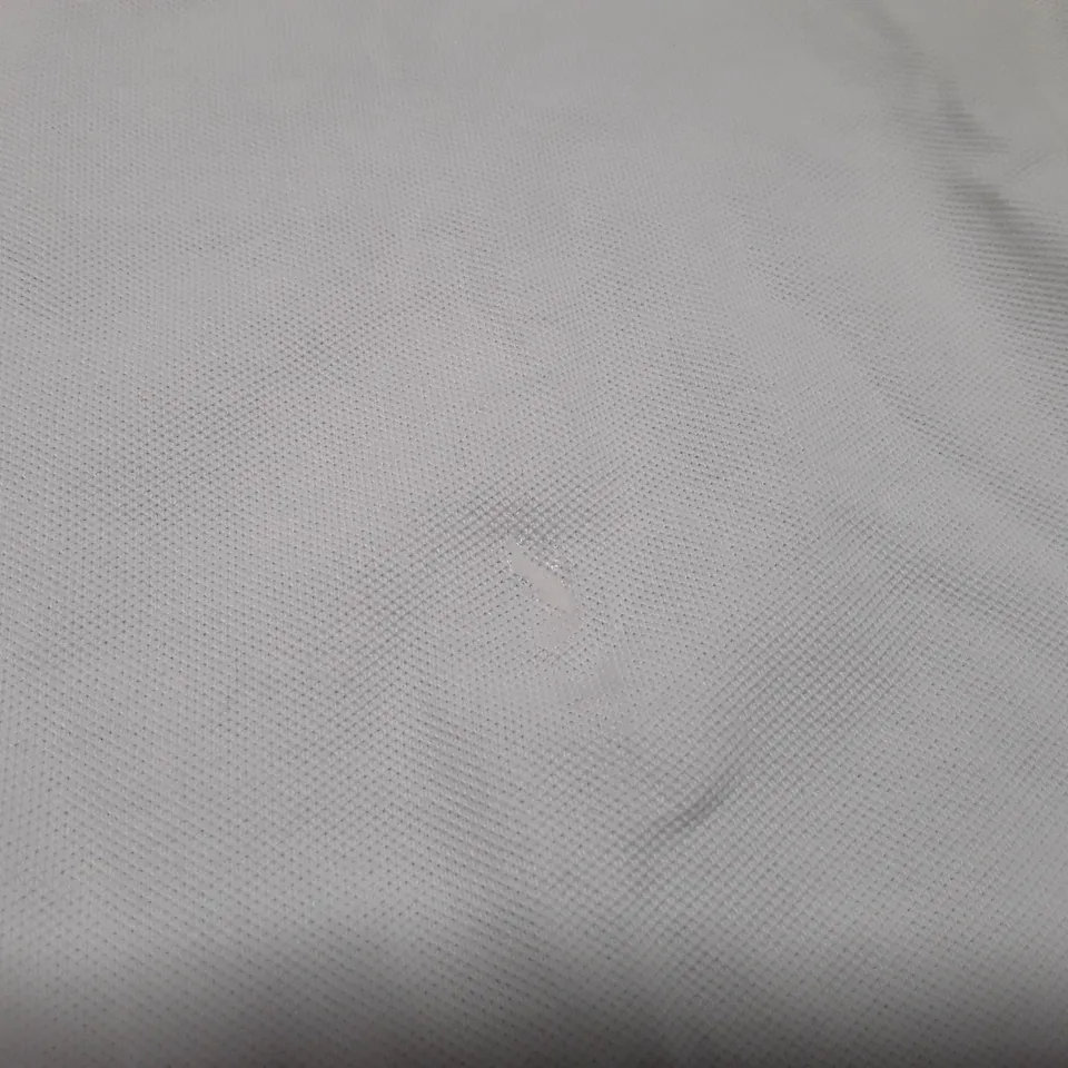 STONE ISLAND WHITE POLO SHIRT - M