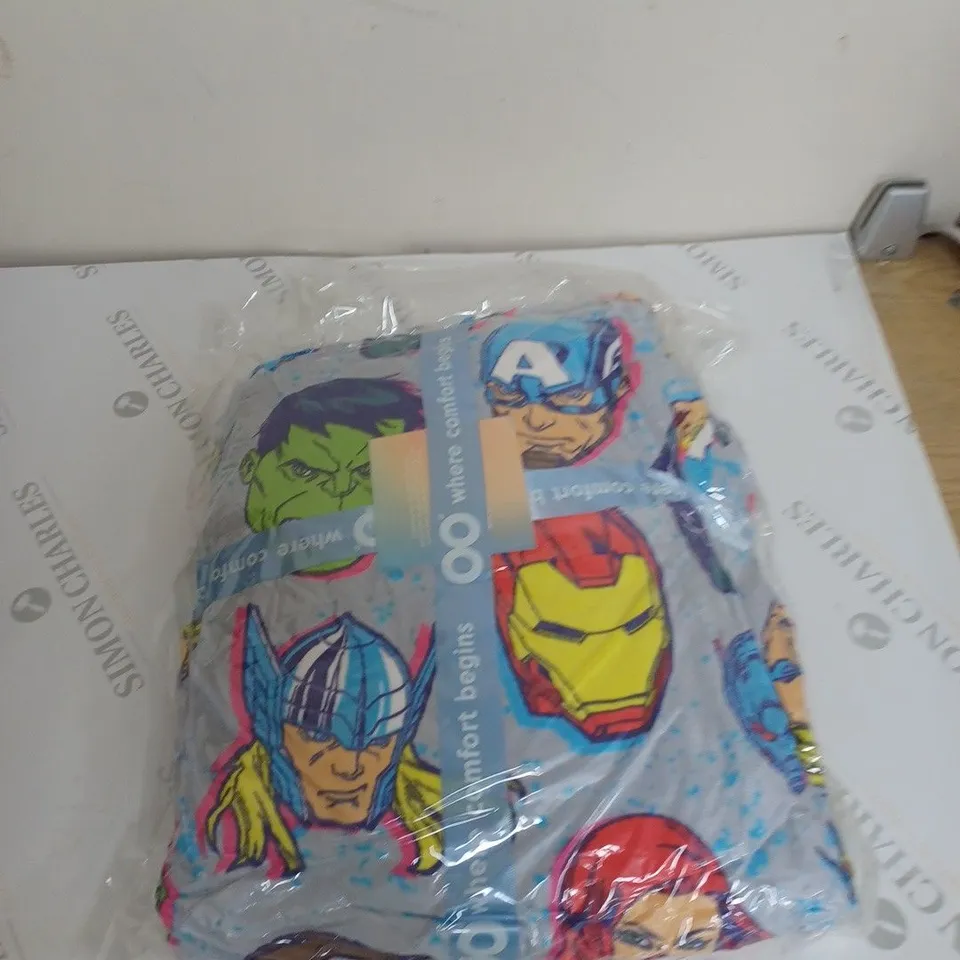 OODIE OVERSIZED WEARABLE BLANKET - AVENGERS 