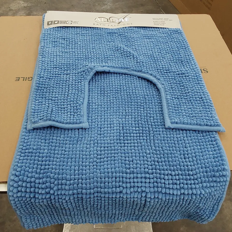 KULAP 2 PIECE CHENILLE BOBBLE BATH MAT & PEDESTAL SET (1 ITEM)