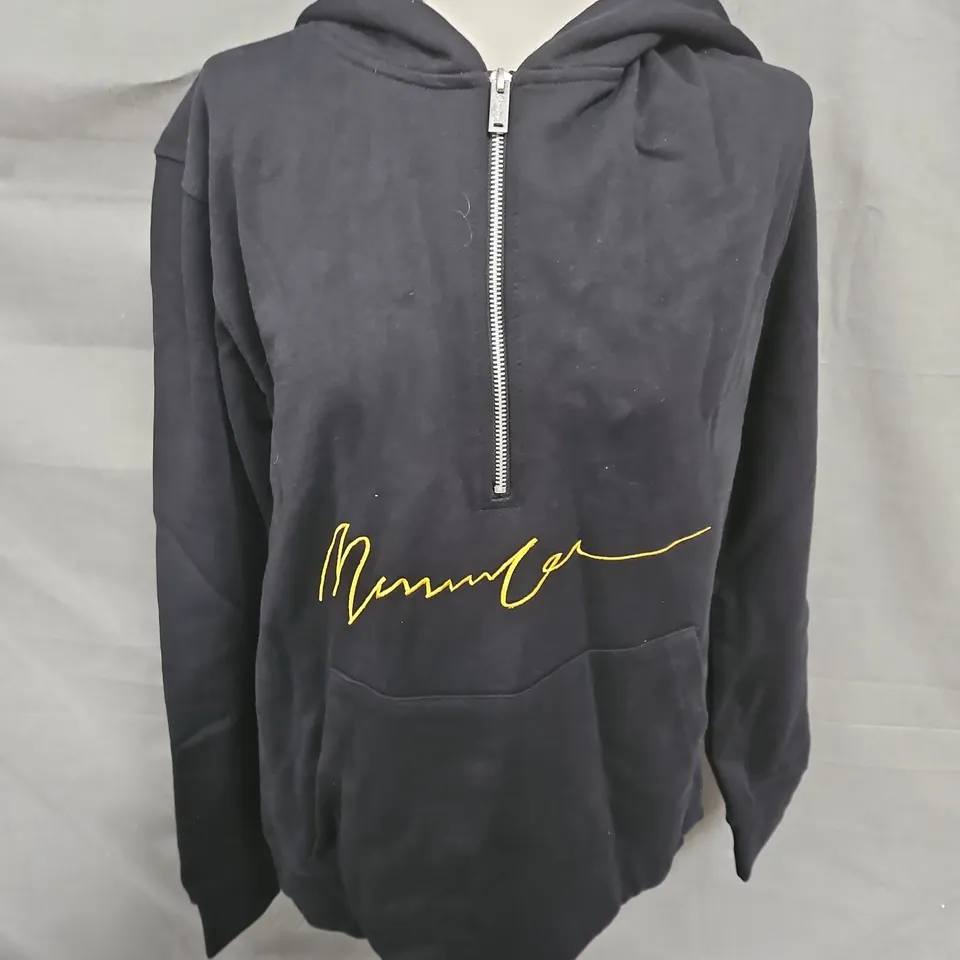 MENNANCE 1/4 ZIP KANGAROO POCKET HOODIE IN BLACK SIZE M