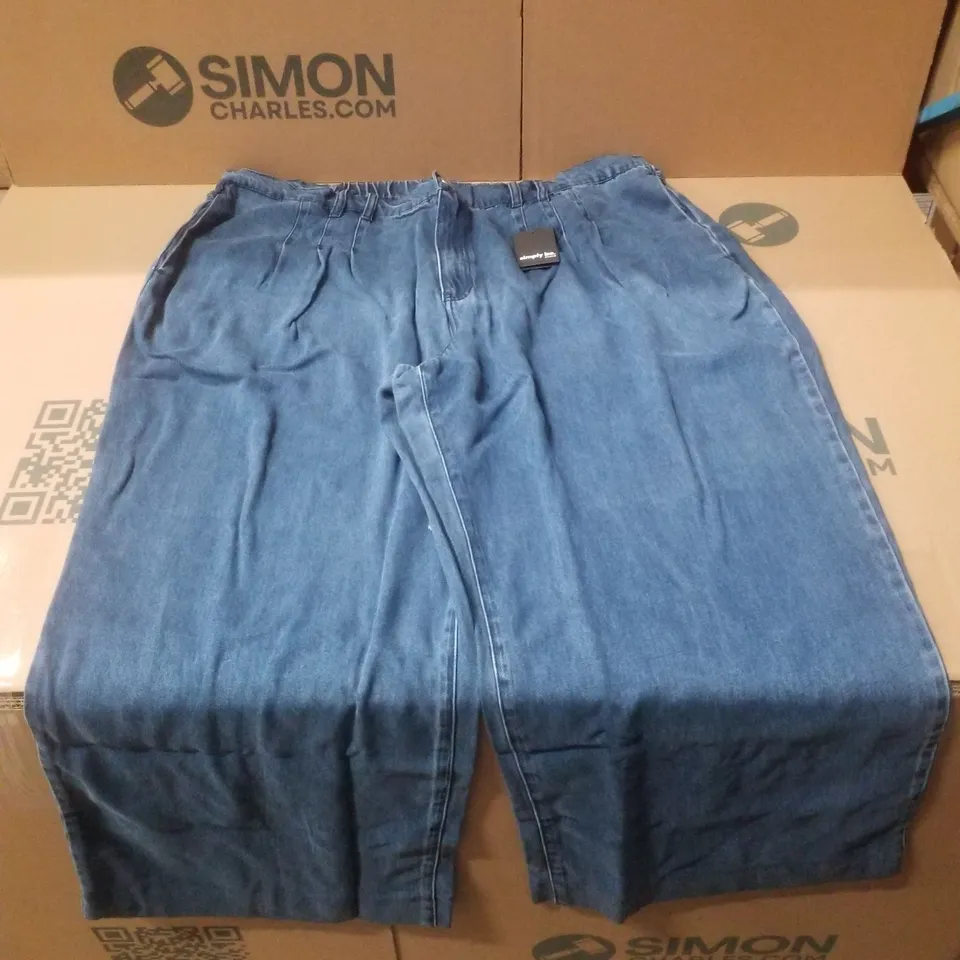 BOX CONTAINING APPROXIMATELY 16 BRAND NEW SIMPLY BE MID BLUE WIDE LEG TROUSERS - SIZE 24R