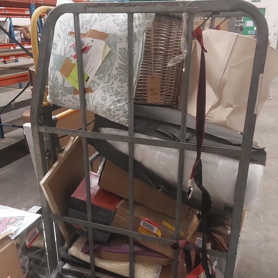 CAGE CONTAINING A LARGE QUANTITY OF ASSORTED HOUSEHOLD ITEMS // CAGE NOT INCLUDED 