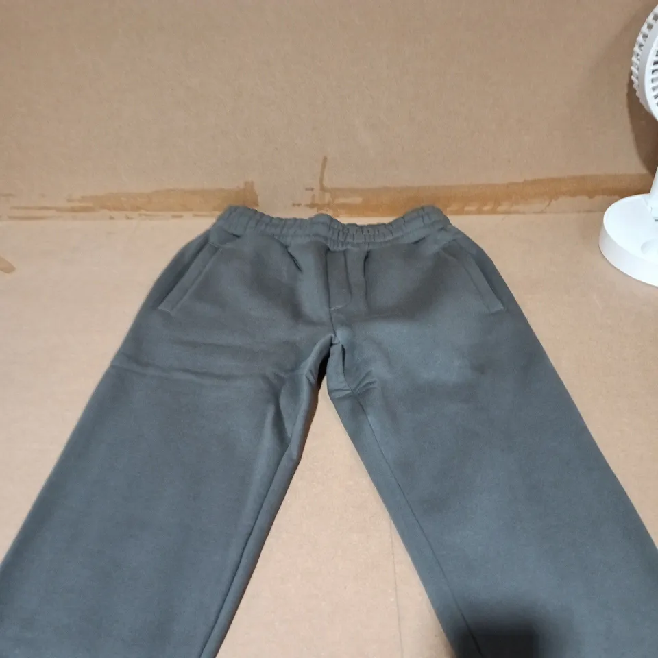 ARNE NEOPRENE STRAIGHT-LEG JOGGER – GREY – SIZE S REG
