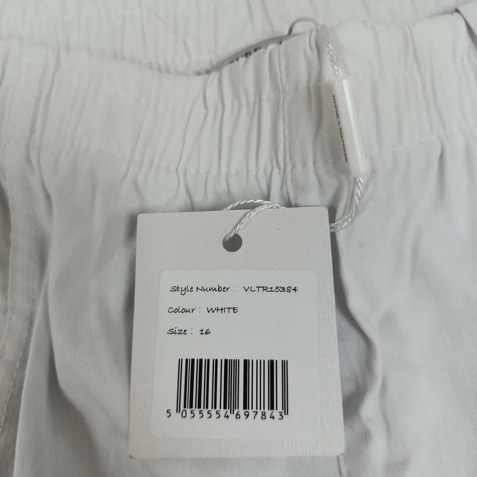PURE & NATURAL WHITE CARGO TROUSERS – UK SIZE 16