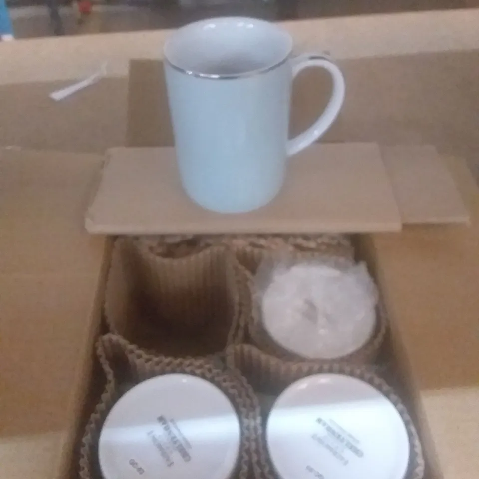 BOXED CHELTENHAM MUG X4