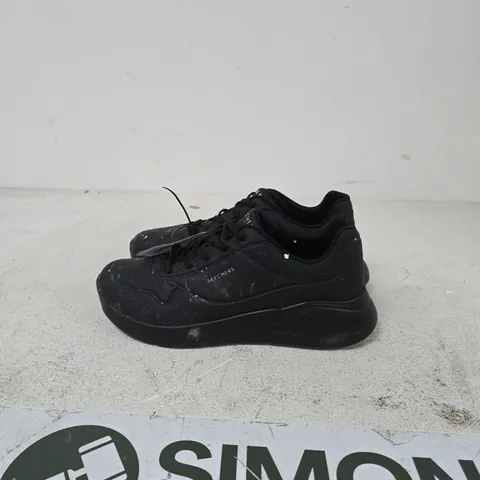 SKECHERS BLACK TRAINERS UK SIZE 8