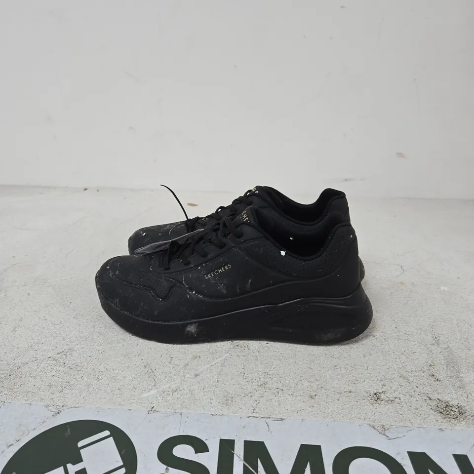 SKECHERS BLACK TRAINERS UK SIZE 8