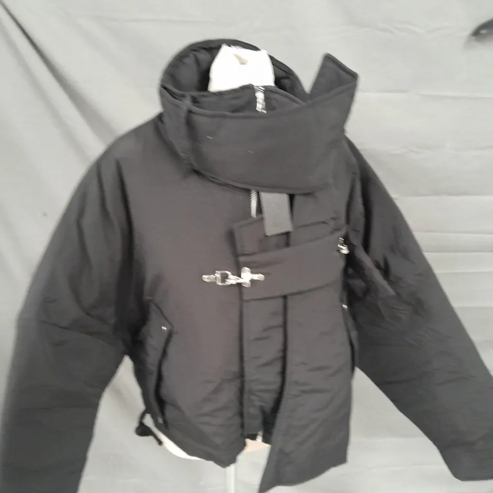 BERK STUDIO BLACK ZIP THROUGH COAT - L