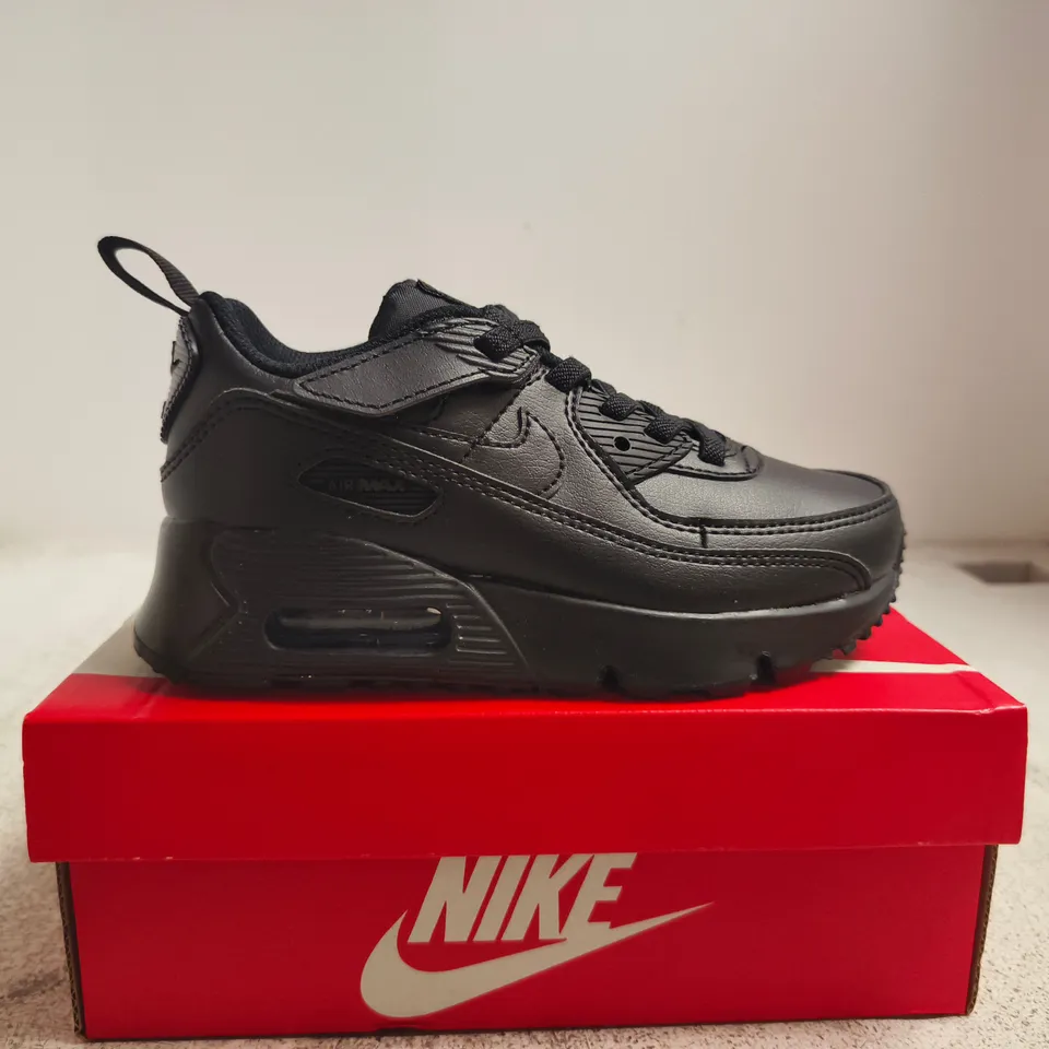 BOXED PAIR OF NIKE AIR MAX 90 TRAINERS – BLACK, UK 11 - KIDS