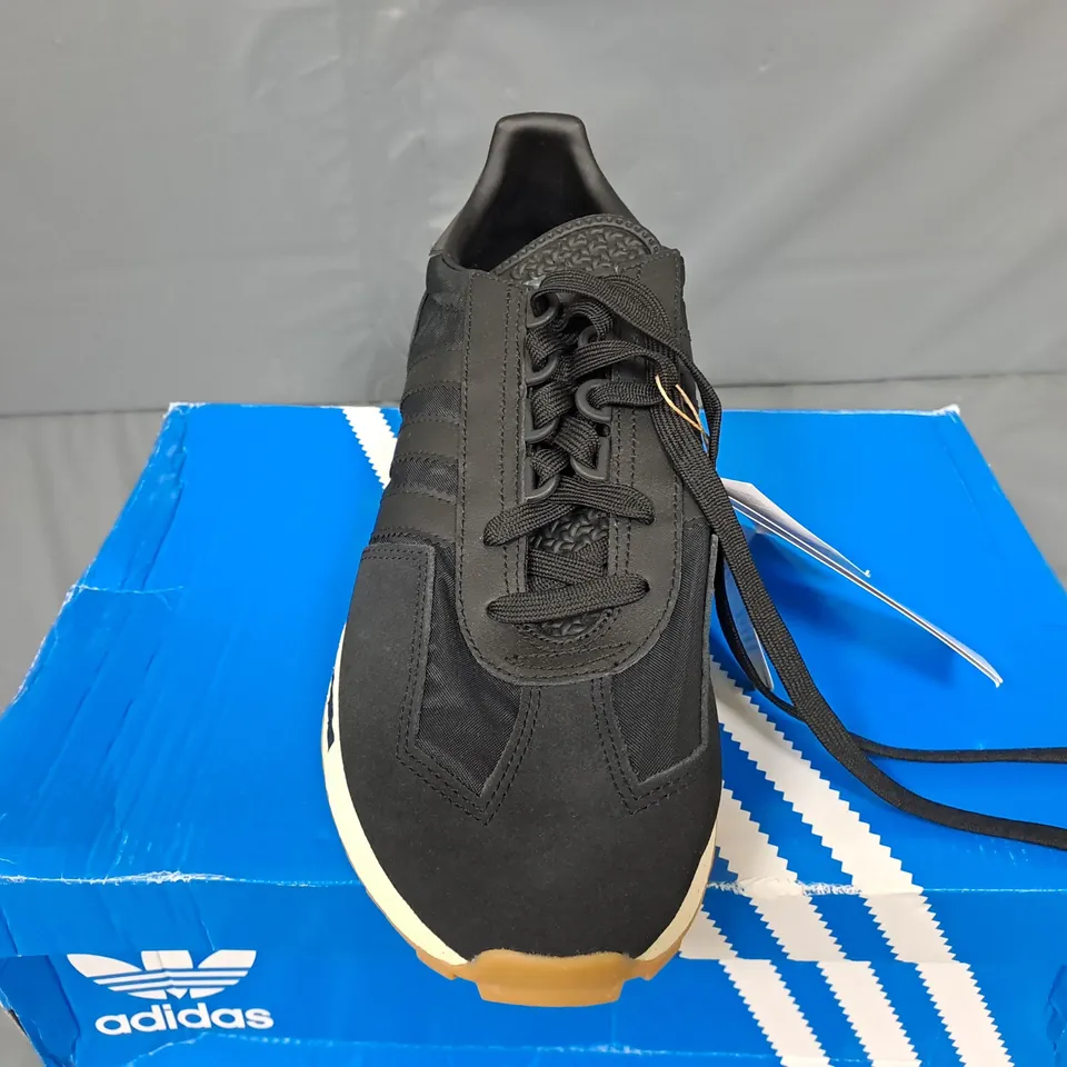 BOXED PAIR OF ADIDAS RETROPY E5 SHOES IN BLACK - UK 10.5